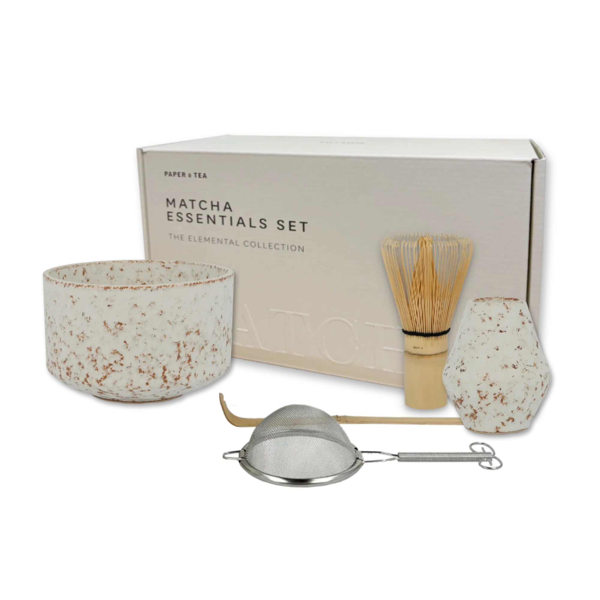 Matcha Essentials Set von PAPER & TEA mit Keramikschale, Bambusbesen, Löffel und Teesieb.