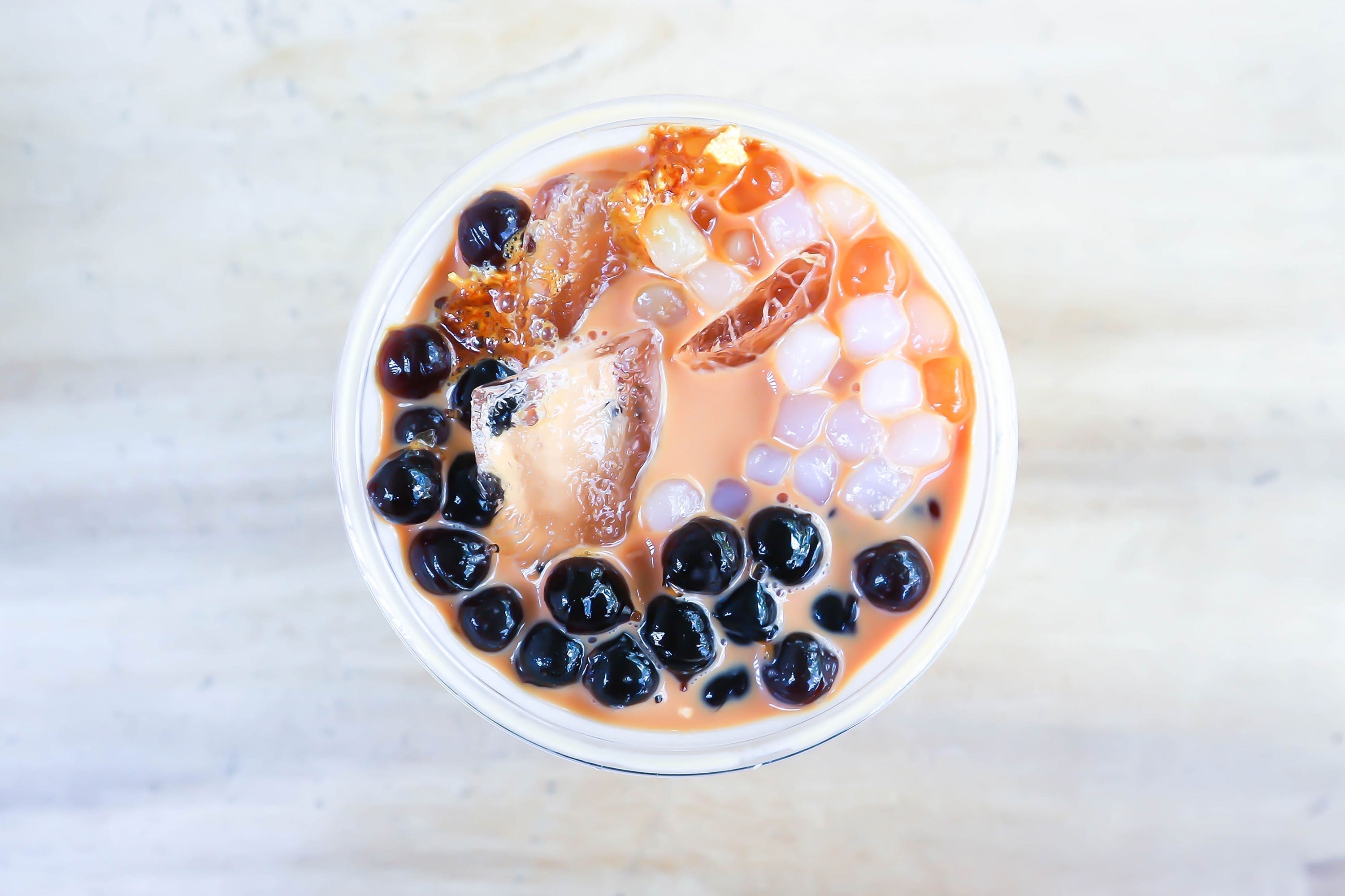 Tasse Bubble Tea mit Bobas